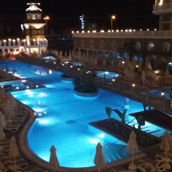 Meet your Posher, Nadejda - Picture 1 of 1